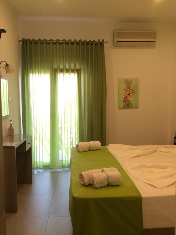 Studios Nopi-Zoi Skiathos Exterior foto